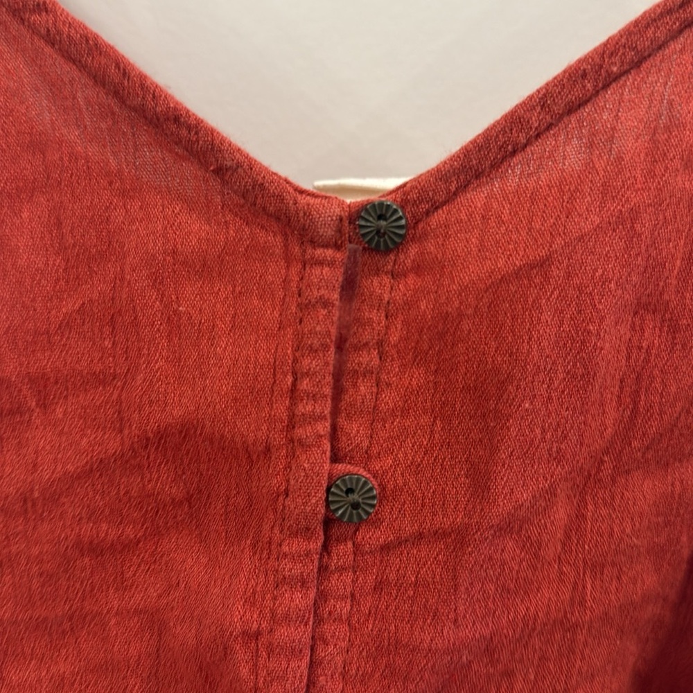 Wild Pearl Red Ruffled Tank Top - Picture 4 of 5